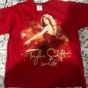 Taylor Swift Speak Now Red Shirt